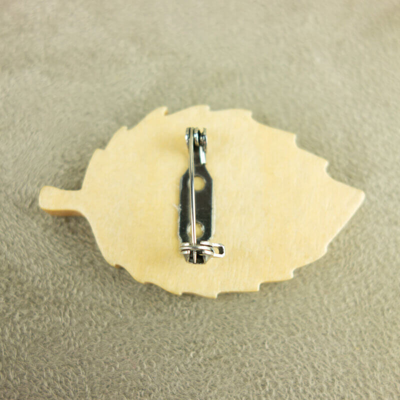 Broche Feuille En Métal Doré – Gravée LDADPR – Neuf Sans Emballage, Bijou Fantaisie
