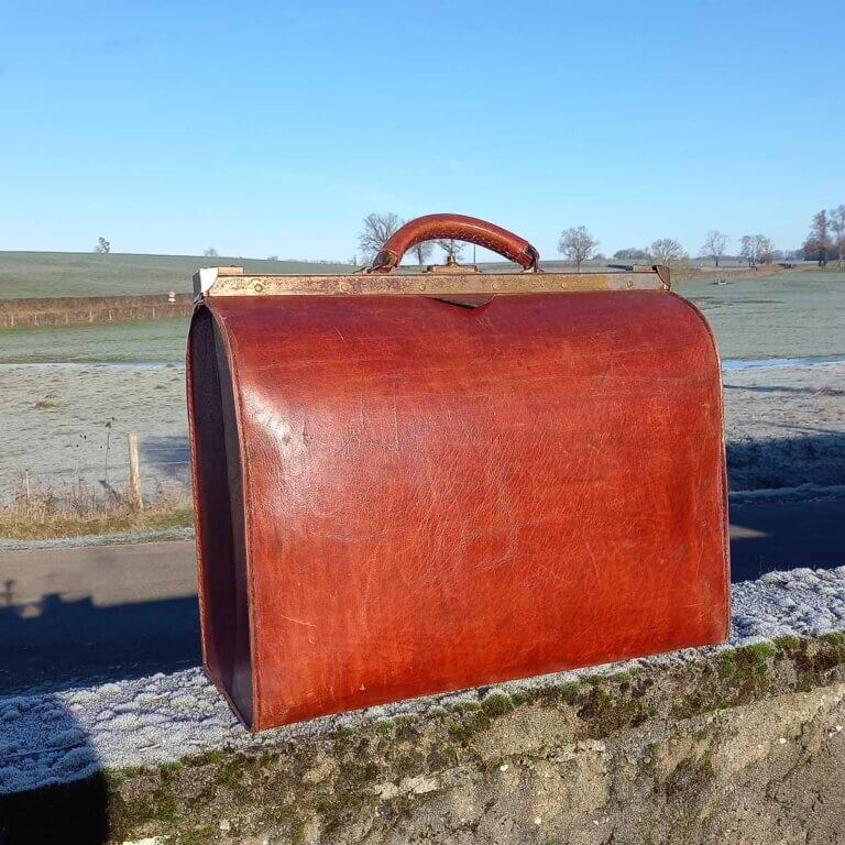 sac de voyage ancien