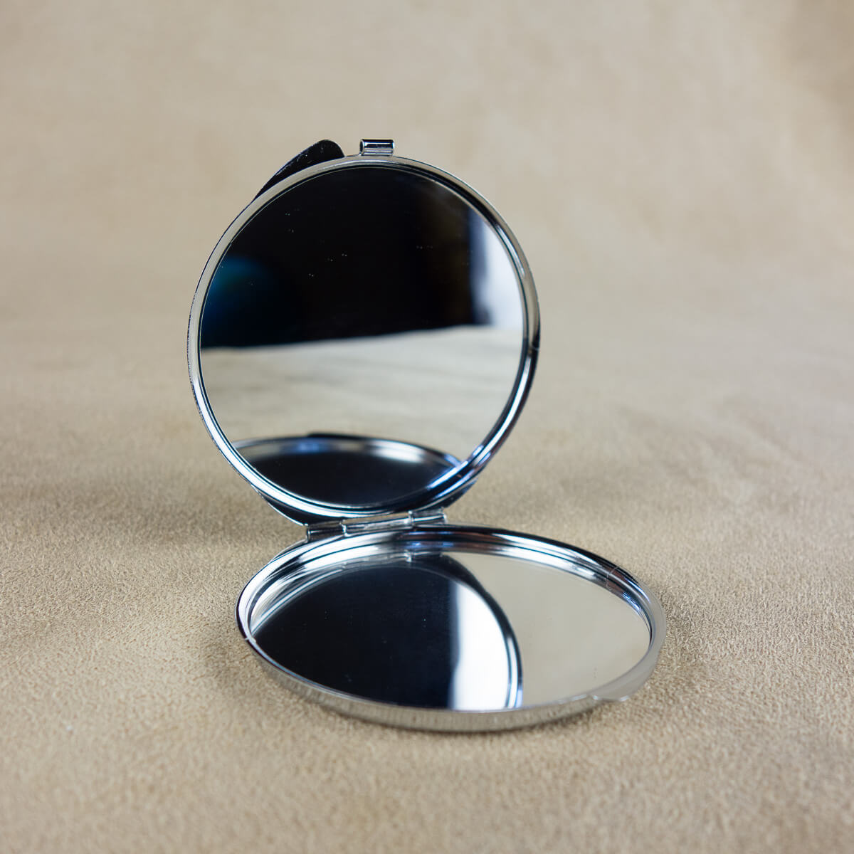 miroir ouvert