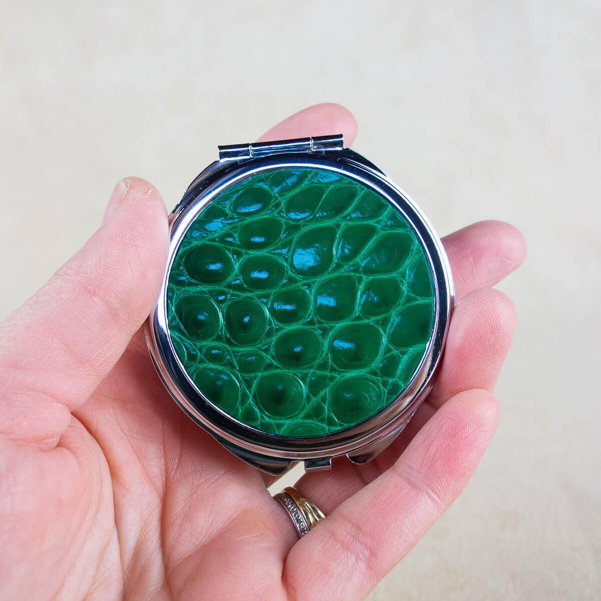 taille du miroir de poche
