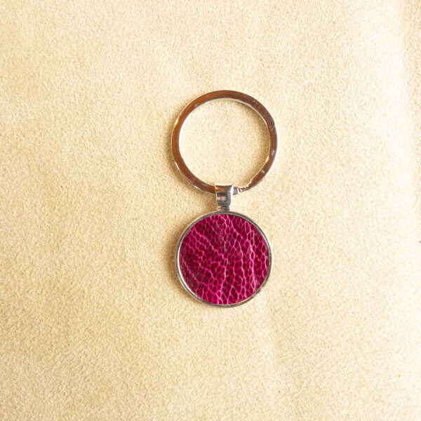 porte-clés en cuir de lezard rose