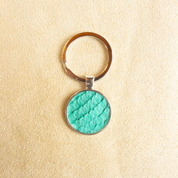 porte-clés en cuir de saumon turquoise