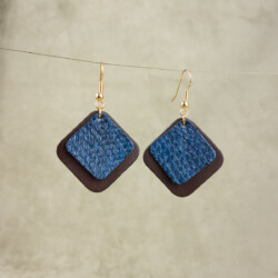 Hélix cuir de saumon bleu Hélix cuir de saumon bleu