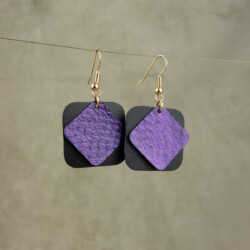 Hélix en cuir de saumon violet Hélix en cuir de saumon violet
