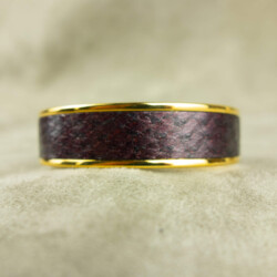 Bracelet en cuir de saumon bordeaux Bracelet en cuir de saumon bordeaux