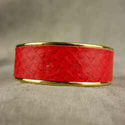 Bracelet en cuir de saumon grenat Bracelet en cuir de saumon grenat