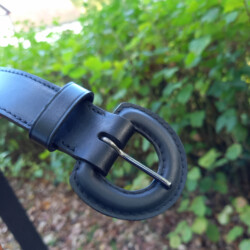 boucle de ceinture en cuir noir